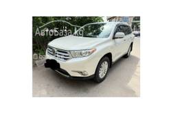 Toyota Highlander 2013 года за ~1 939 700 сом